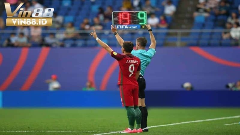 Kèo thay người là gì?